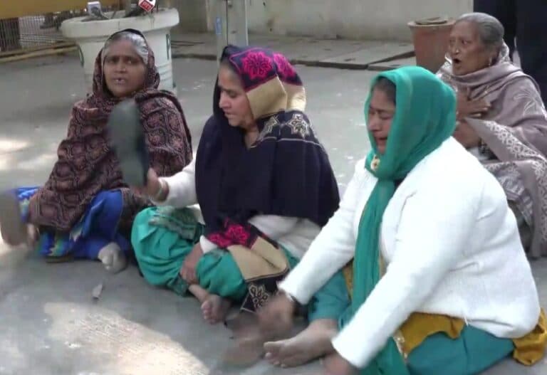 Sajjan Kumar Acquitted in 1984 Riot Case, Victims’ Families Break Down Outside Court