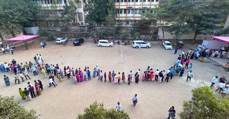 BMC Results: BJP–Shiv Sena Alliance Leads in Majority of Seats, Thackeray Brothers Face Setback