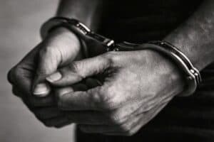 Two Mumbai Police Constables Arrested for ‘Filmy-Style’ Kidnapping and $10,000 Robbery