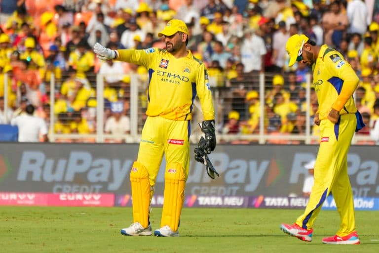 Irfan Pathan Says MS Dhoni Should Pass Baton to Youngsters After Years of Leadership