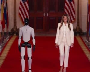 Robot Steals Spotlight at White House, Outshines Leaders and Celebrities