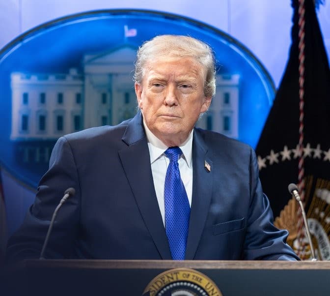 Donald Trump Floats NATO Exit in Talks with Mark Rutte Amid Iran Conflict Rift
