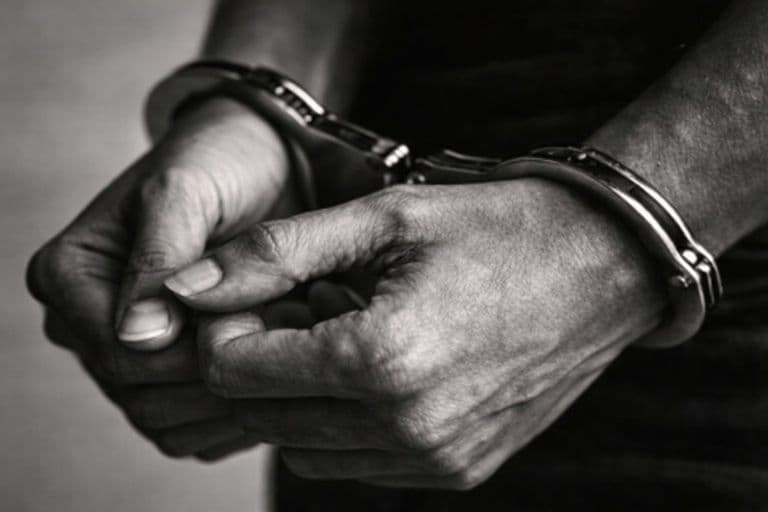 Mumbai ANC Busts Drug Racket in Khar, Nigerian Man Arrested; Cocaine, MDMA Worth ₹2.21 Crore Seized