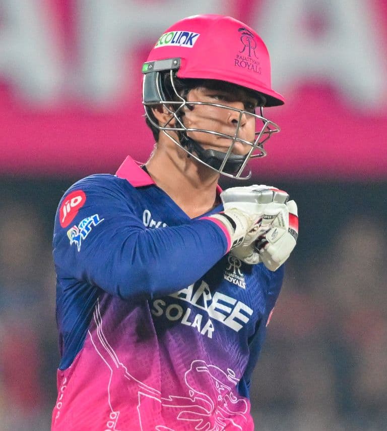 15-Year-Old Vaibhav Sooryavanshi Shocks Cricket World with Explosive IPL 2026 Knock vs RCB