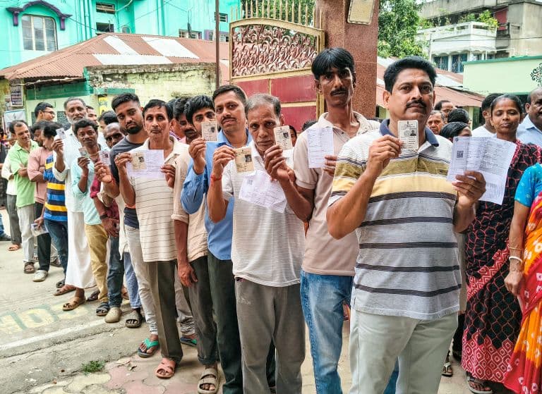 West Bengal Records 18.76% Voter Turnout, Tamil Nadu 17.69% by 9 AM in Assembly Polls: ECI