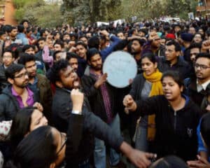 Student groups support JNU student leaderrn