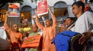 ISKCON Clarifies It Backs Chinmoy Krishna Das’ Call For Protecting Hindus and Places of Worship in Bangladesh