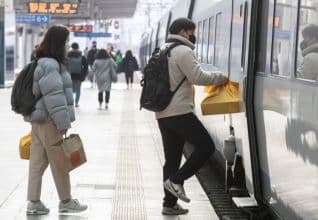 South Korea: Survey Reveals 7 out of 10 People Think Couples Can Live Together Without Marriage