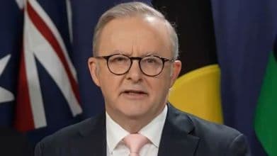 Australian Parliament Pioneering Legislation: Social Media Ban Gives Companies Responsibility to Protect Children, Says PM Albanese