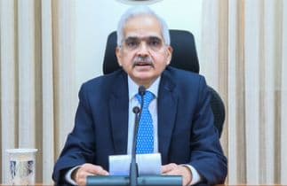 RBI Cuts Cash Reserve Ratio By 0.5 Pc to Hasten Growth, No Changes in Repo Rate
