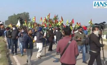 Farmers Temporarily Suspend ‘Delhi Chalo’ March Again Owing to Injuries From Teargas Shelling