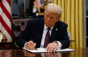 Judge Stays Trump’s Order Restricting Citizenship
