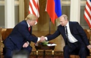 Putin ‘Destroying Russia’ by Refusing to Negotiate War With Ukraine, Says Trump