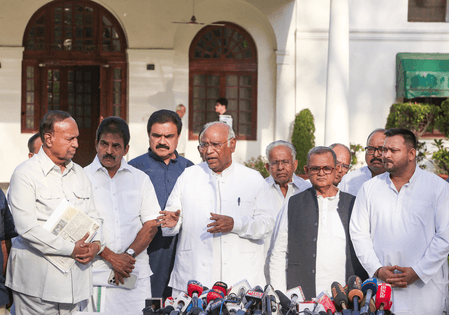 INDIA Bloc Leaders to Meet in Delhi Under Cloud of Discord; DMK Stays Away INDIA Bloc Leaders to Meet in Delhi Under Cloud of Discord; DMK Stays Away