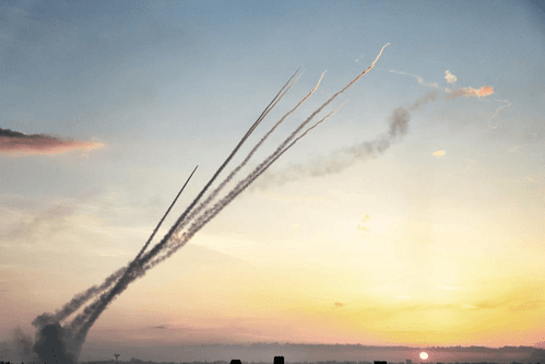 US Targets Iranian Positions After Apache Helicopter Loss Sparks Military Response US Targets Iranian Positions After Apache Helicopter Loss Sparks Military Response