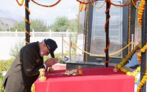 PM Modi bowing his head at Shraddhanjali Smarak in Ladakh