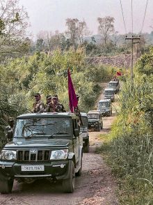 BSF Soldiers on India-Bangladesh border