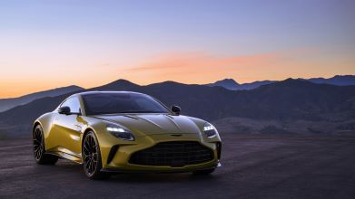 James Bond Super-Luxury Car, Aston Martin