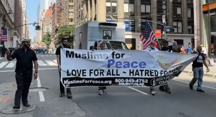 "Muslims for Peace' at Independence Day parade in New York