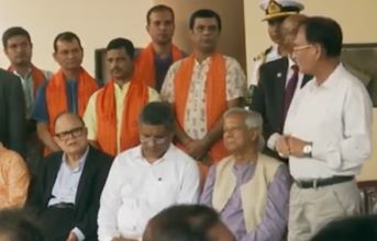 Yunus visits historic Dhaka temple, assures no discrimination against Hindus in Bangladesh