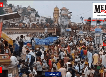 Lakhs of Devotees at Har Ki Pauri on Somvati Amavasya