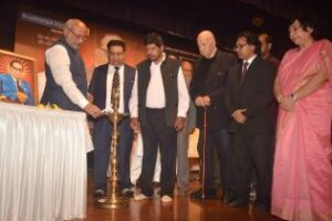 Maharashtra Governor, Prem Chopra, Lifetime Achievement Award