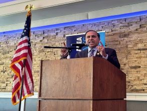 Raja Krishnamoorthi, US Congressman, Hindu