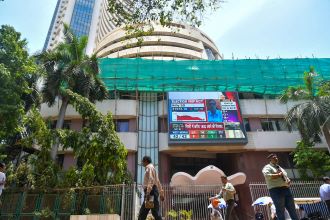 Indian share market, BSE, dalal street, Mumbai