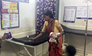 Pregnant Woman Cleans Hospital Bed after husband death in MP